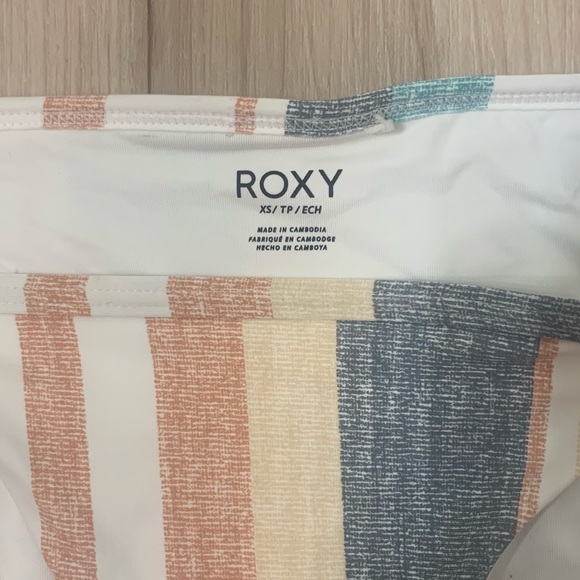 Roxy Bikini Size XS - Picture 5 of 5